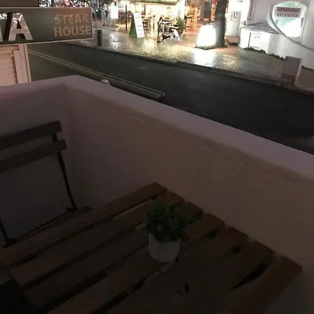 아파트 Oura Beach *